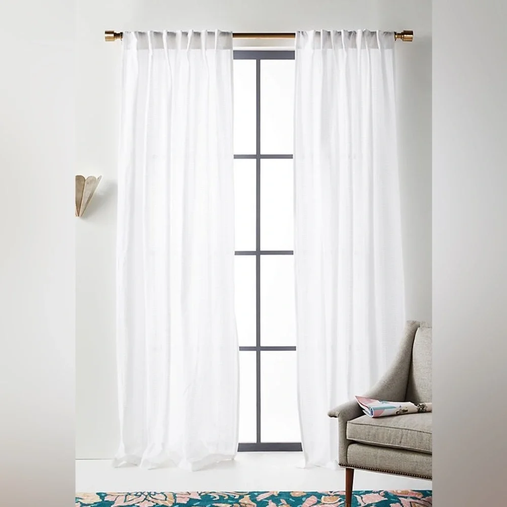 NWT! Beautiful Anthropologie Essa Eyelet WhiteCotton Curtain 84x50 Discontinued